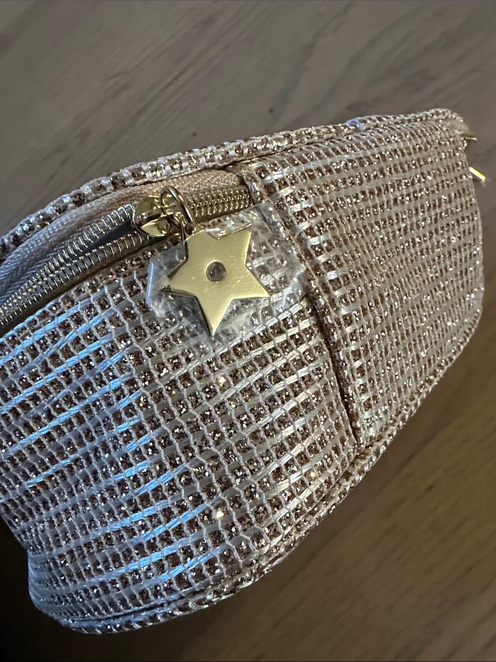 NWOT Dior Holiday Makeup Bag - Picture 5 of 5